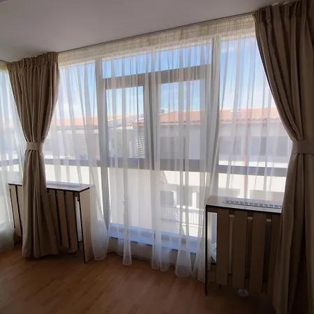 Apartamento Mamaia Nord D5 *