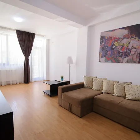 Mamaia Nord D5 * 那沃达利