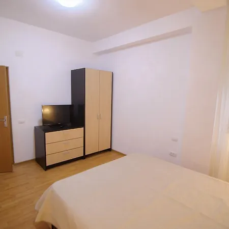 公寓 Mamaia Nord D5 *